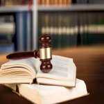 刑事案件要不要请律师