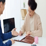 亲属房产过户有没有最优解？信之源陈振霞律师梳理家庭房产传承实操要点