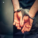 刑事案件要不要找律师